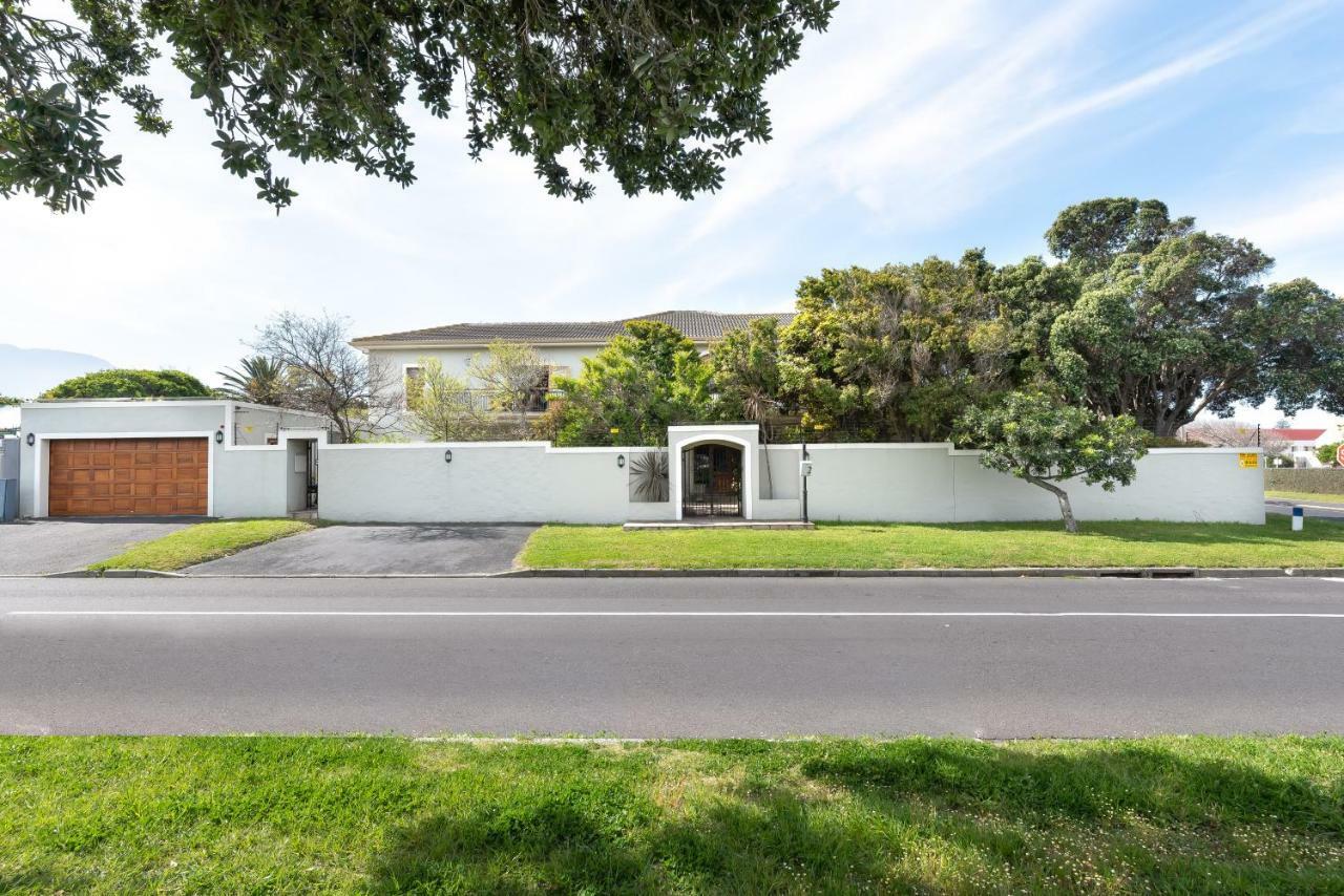 Thomson'S Accommodation Cape Town Exterior photo