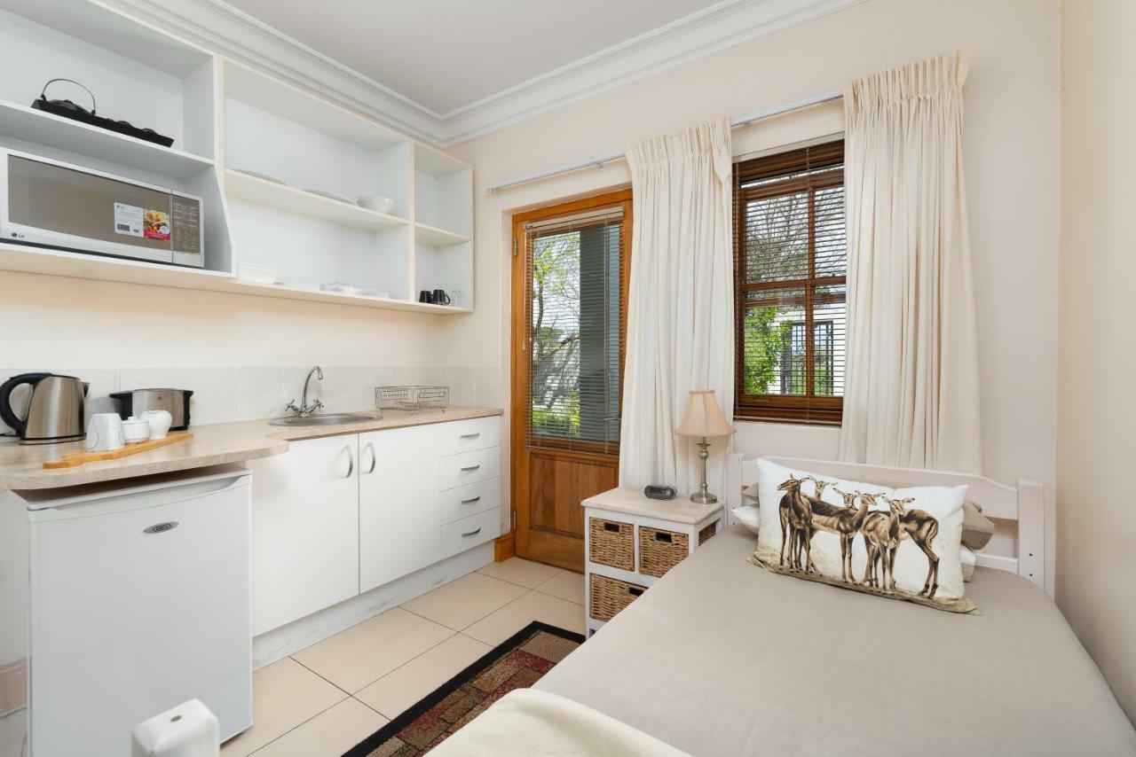 Thomson'S Accommodation Cape Town Exterior photo